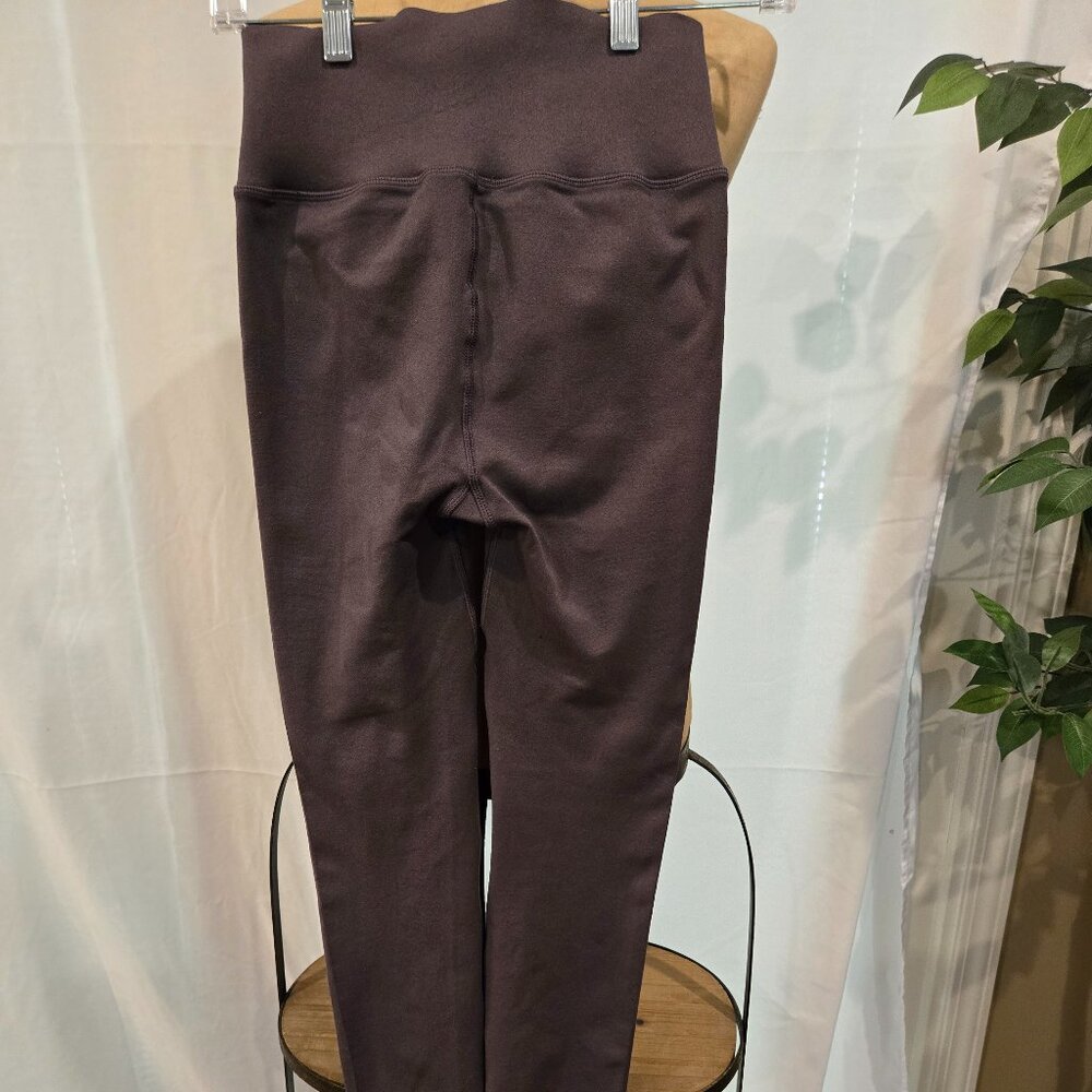 Fabletics Sculpknit Exercise /Yoga Pants - image 4